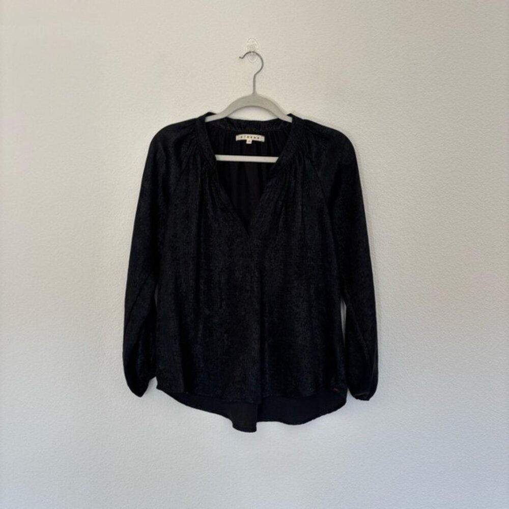 Xirena Farrah Popover Top Black Shine